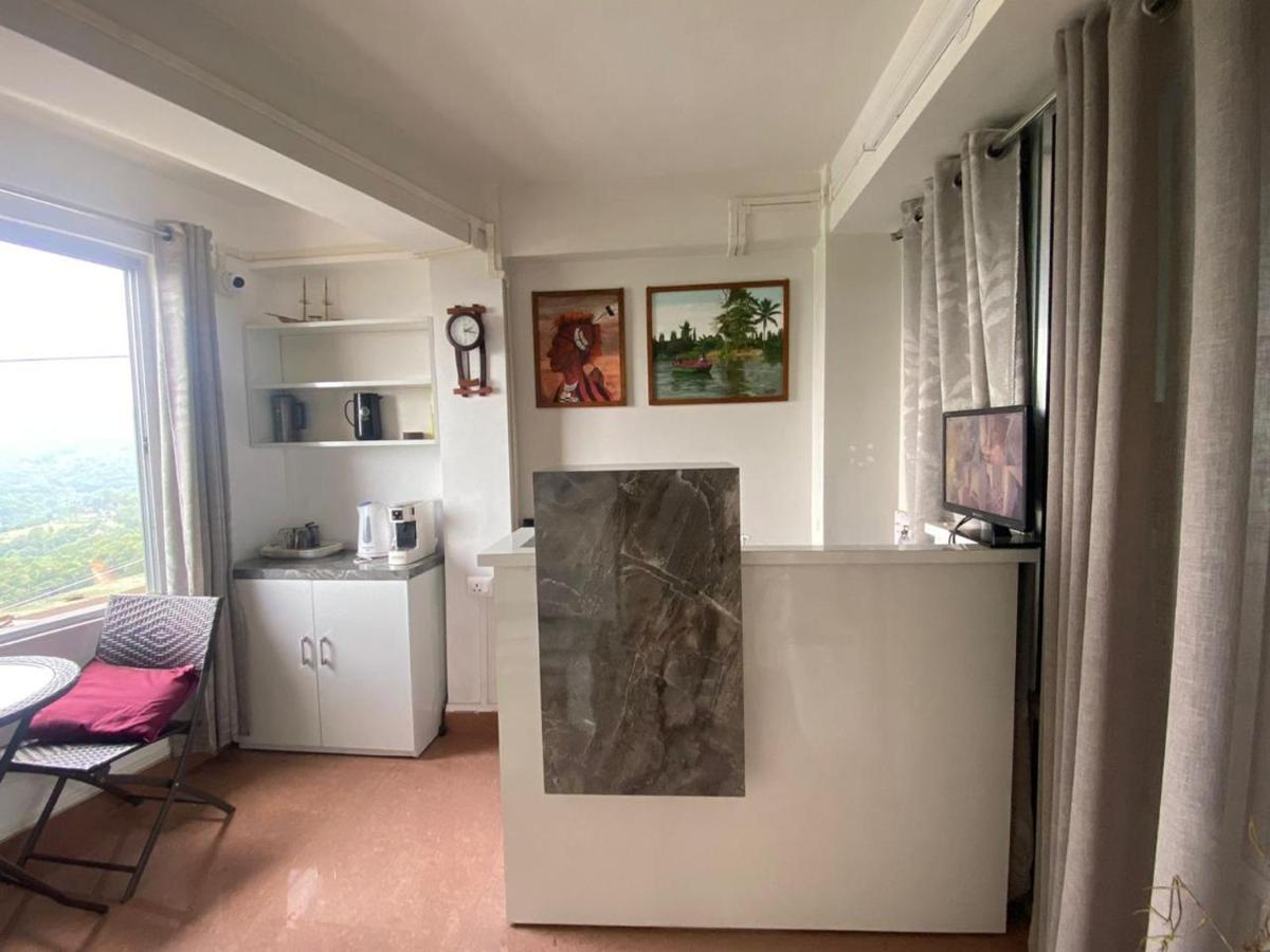 The Palm Guest House Kohima エクステリア 写真
