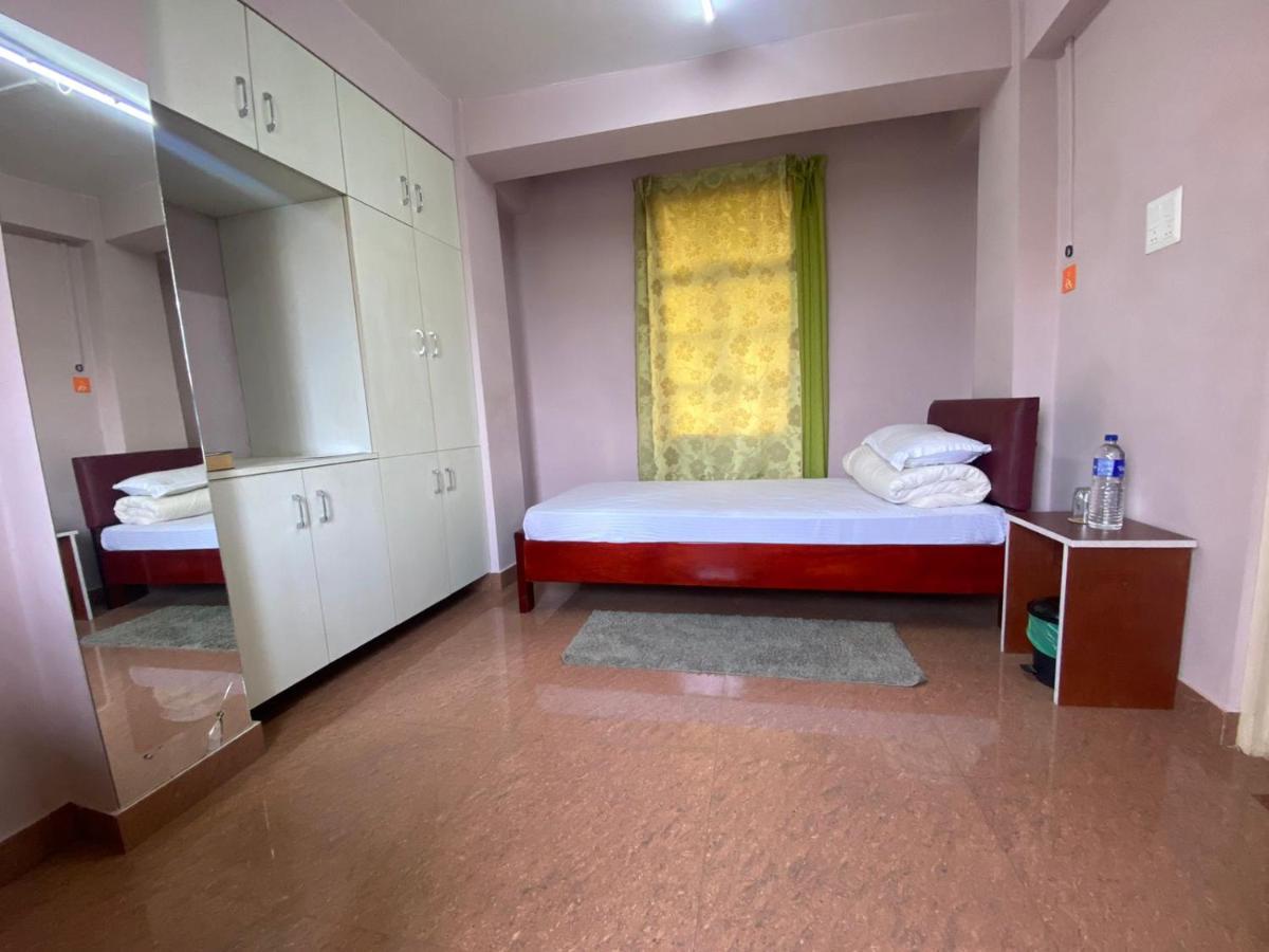 The Palm Guest House Kohima エクステリア 写真